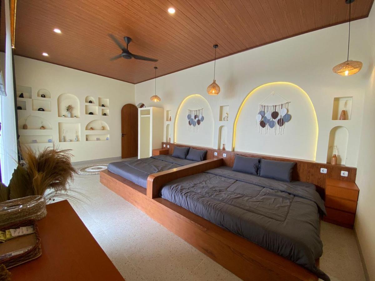 Azalea Room By The Anp Villas Cikundul Bagian luar foto